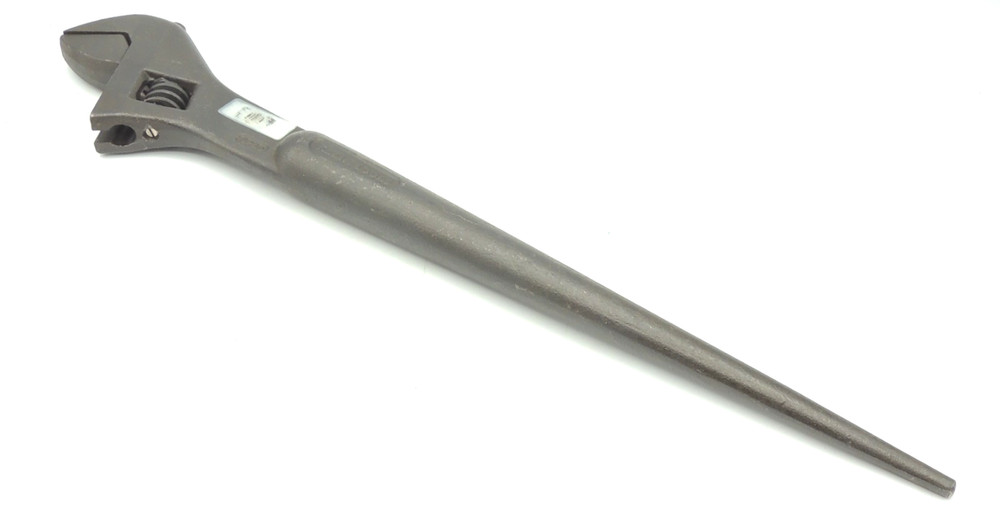 Klein Tools 3239 16" Adjustable Spud Wrench 1 1/2"