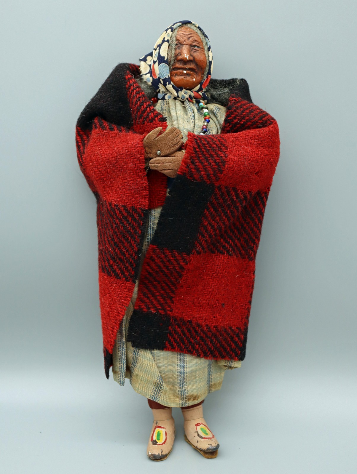 Antique Mrs. Kate Mike Ho-Chunk Winnebago Native American Doll Circa 1920's
