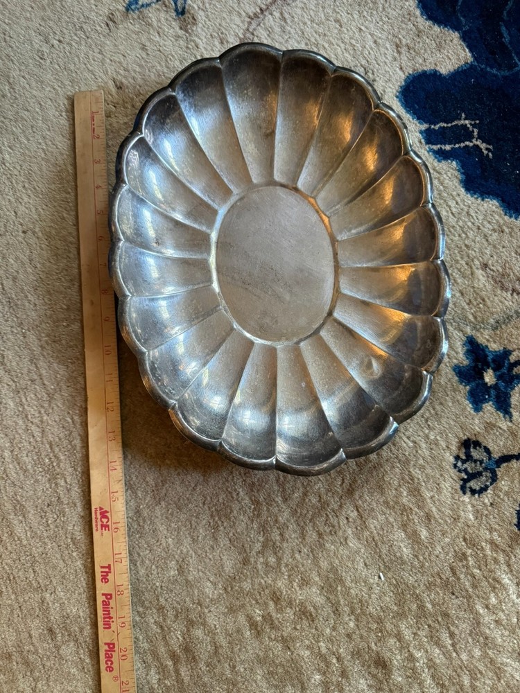 Vintage 1960s Oval Scalloped Silver plate Solid Trinket Tray Dish 15"L x 11"W