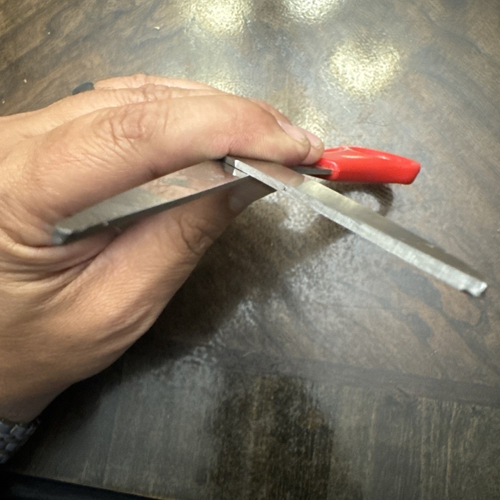 Vintage Comfortable High-Performance 8 Inch Red Scissors