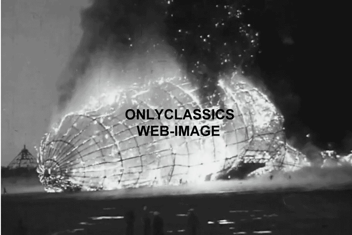 GERMAN AIRSHIP HINDENBURG DIRIGIBLE 34-4X6 PHOTOS LAKEHURST NJ AVIATION MILITARY