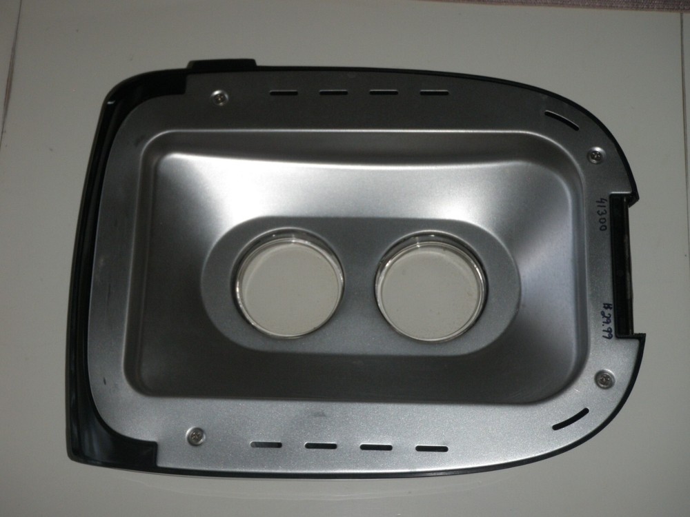 Lid for West Bend Bread Maker Model 41300 only