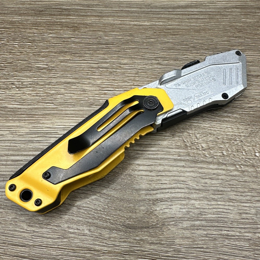 🌟DeWalt Folding Pocket Utility Knife Retractable Razor Blade Box Cutter, NICE!