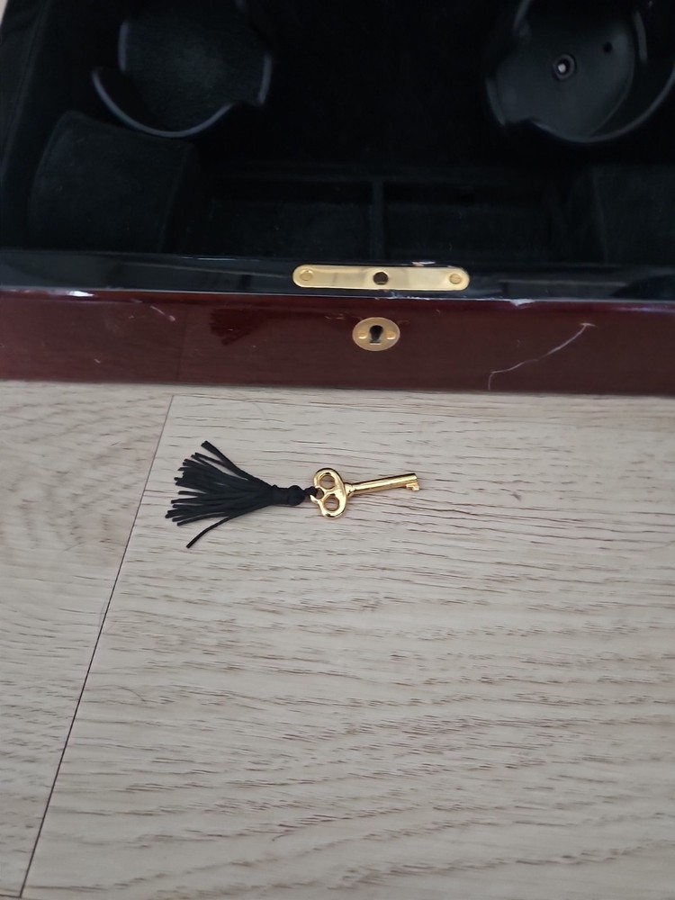 Orbita 2 watch winder Wood NEEDS WORK