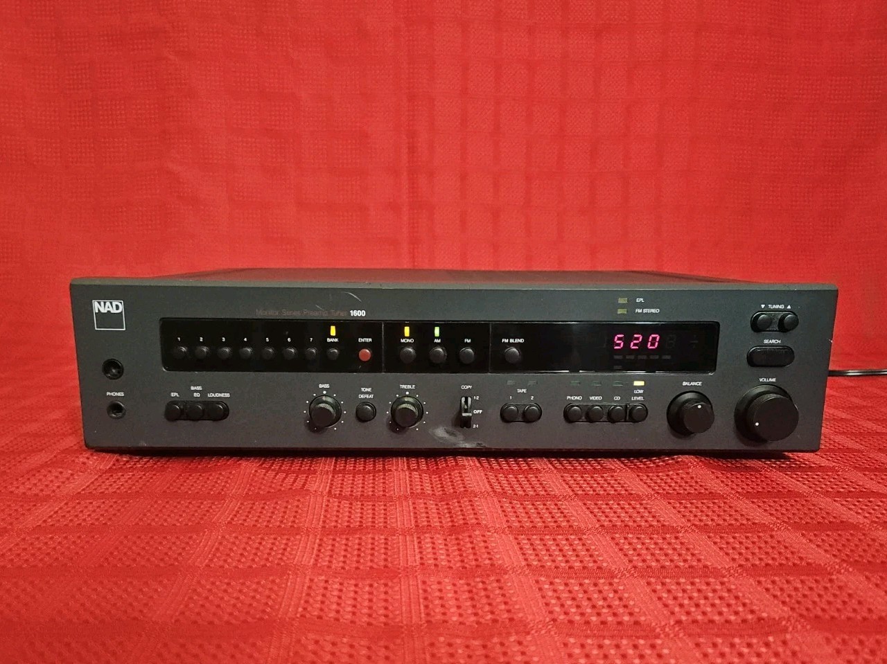 NAD 1600 Stereo Preamp / Tuner ~Powers On ~No Sound Output~ Sold As Is~ Read ~