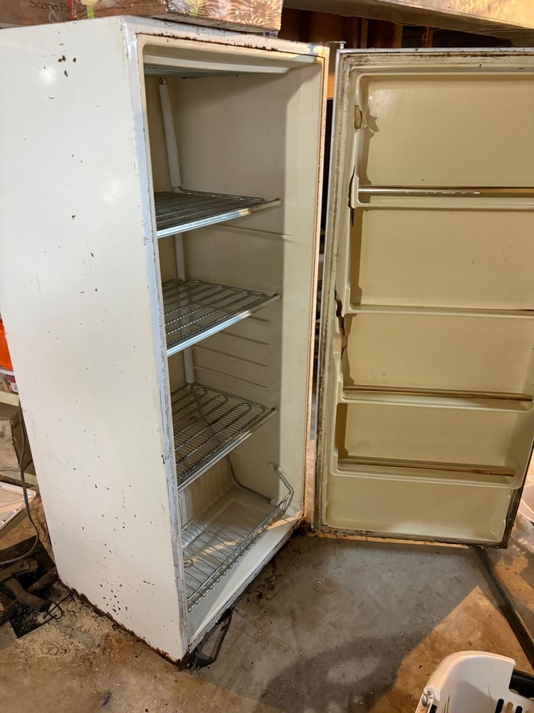 Kenmore White Upright Freezer