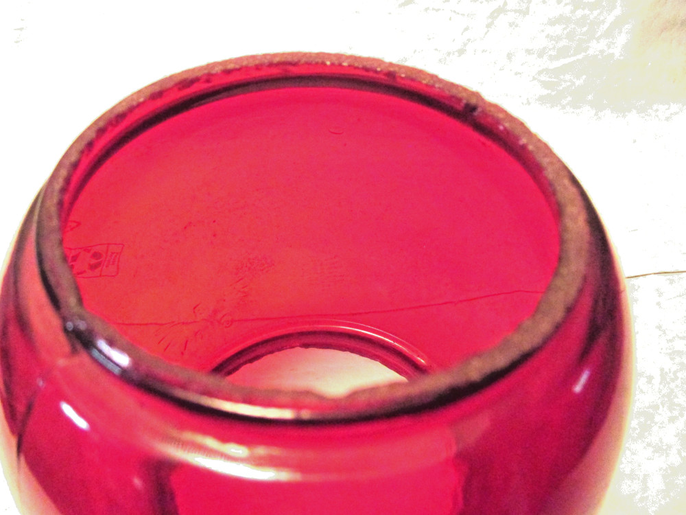 RED No. 10 EMBORY LANTERN GLOBE