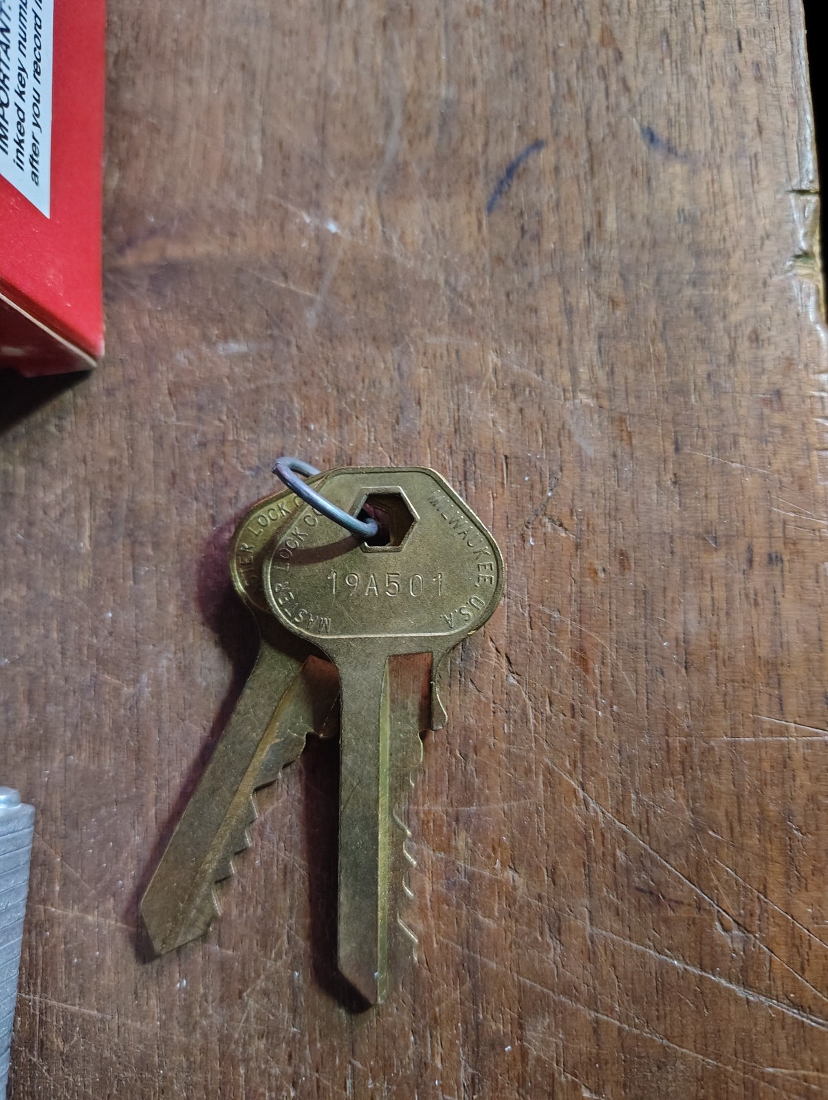 MASTER LOCK #19 Vintage Master lock and Co. No 19 Super Security. Blue bumper