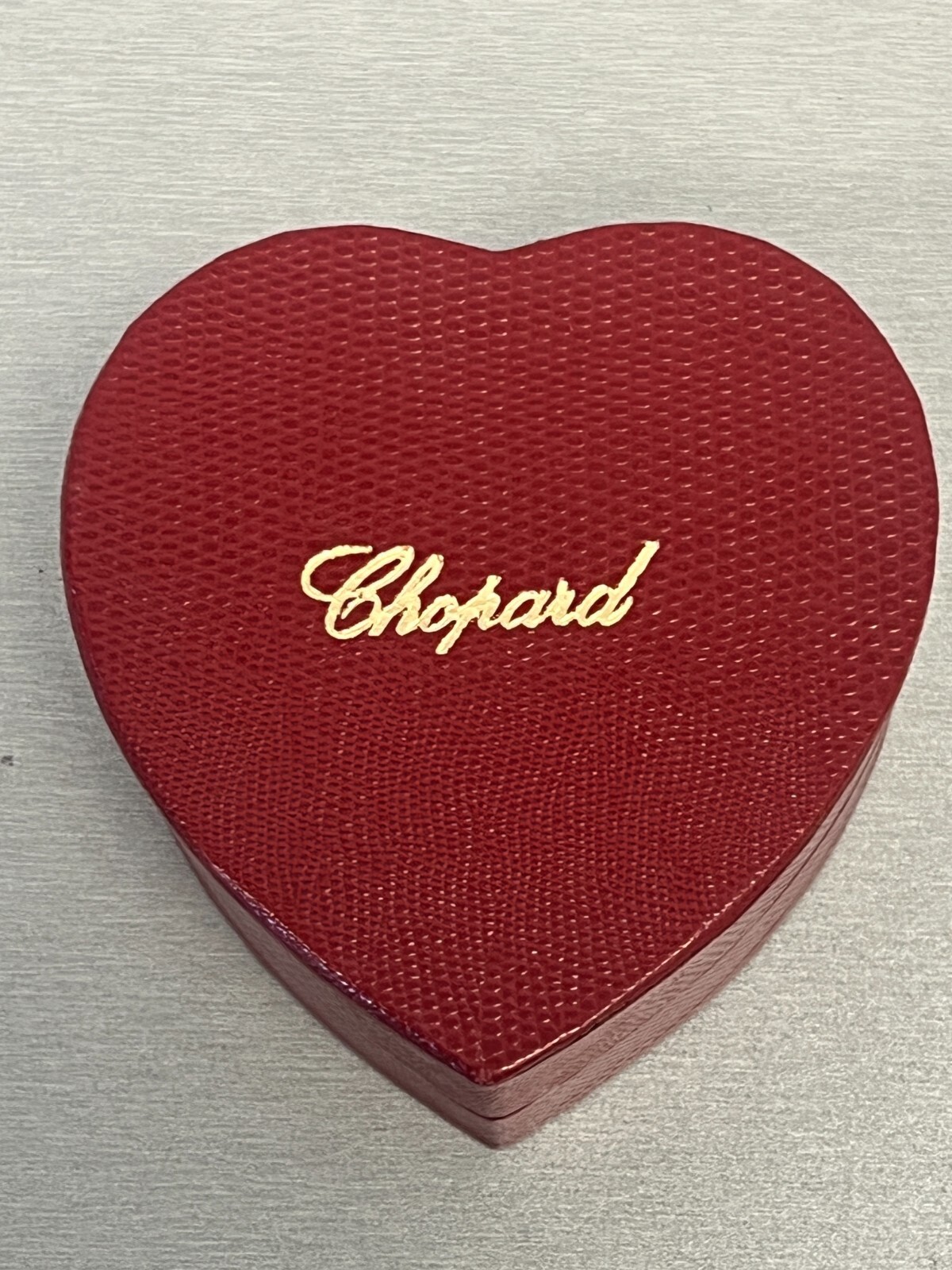 ORIGINAL CHOPARD HEART SHAPED STERlING SILVER RING DISPLAY BOX - VERY NICE!
