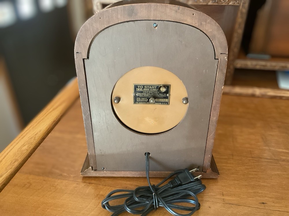 Harvard Eleclok mantel clock