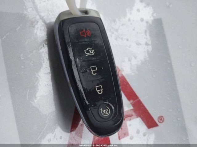 ESCAPE 2014 Glove Box 4879701