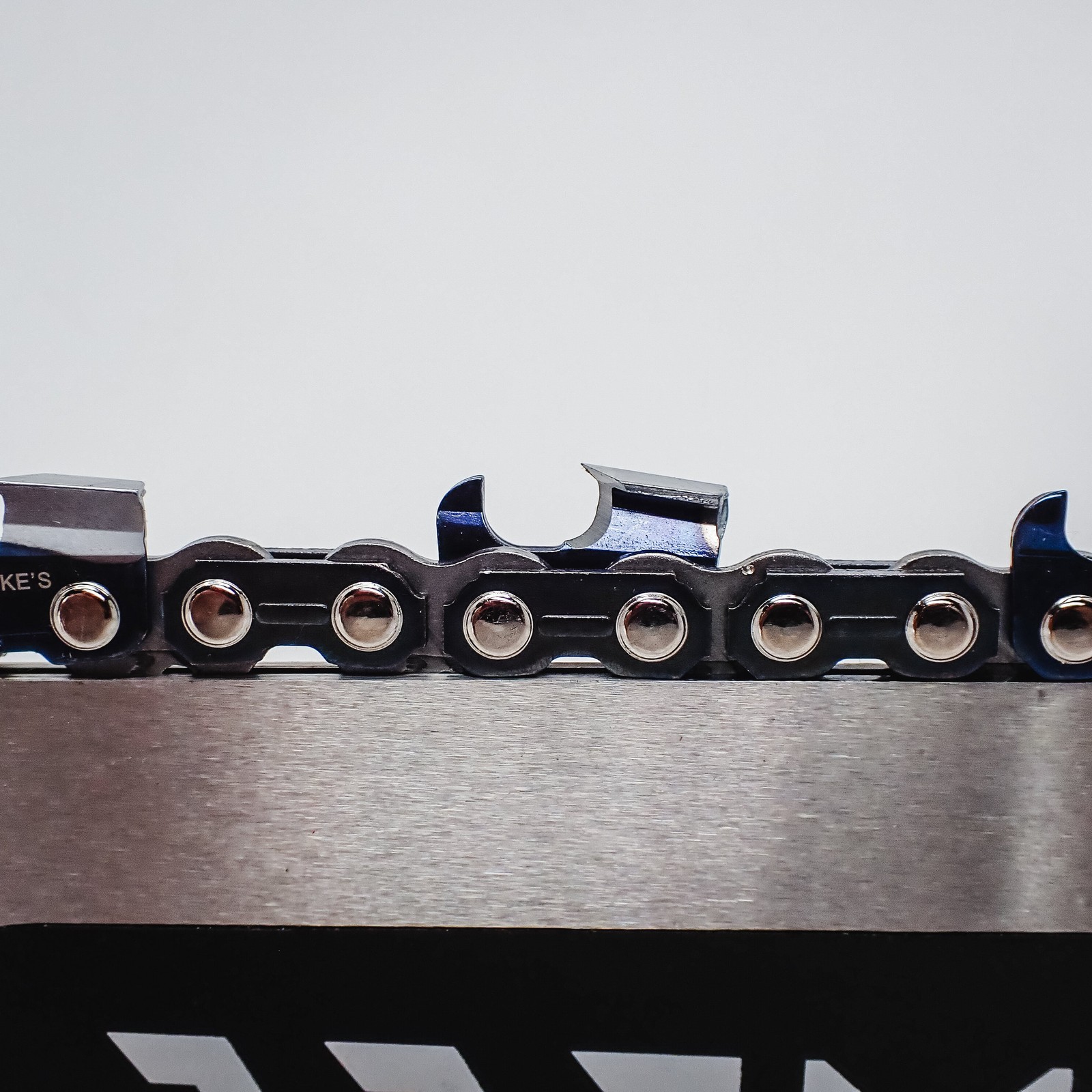 THE DUKE'S PROFESSIONAL HARD CHROME 3-PACK FULL-CHISEL CHAINSAW CHAIN