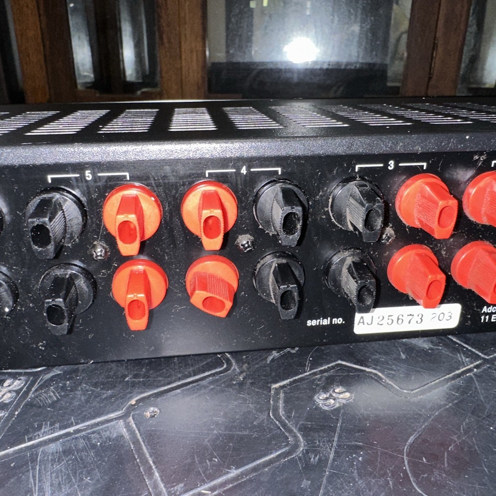 ADCOM GFS-6 Speaker Selector