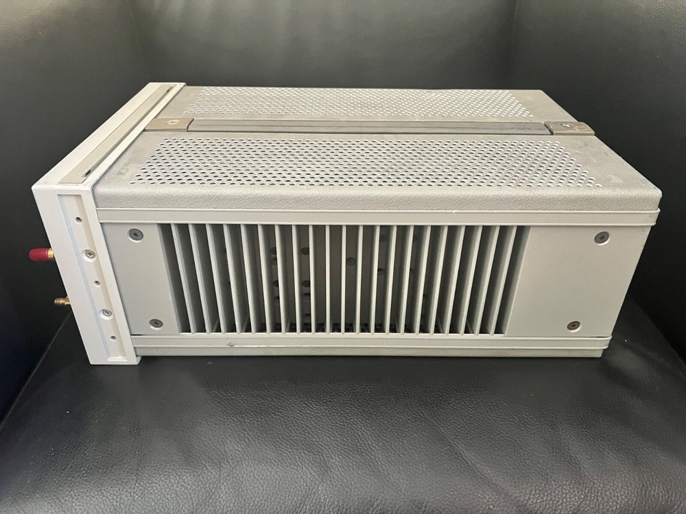 Hewlett Packard 8348A 26.5GHZ MICROWAVE AMPLIFIER