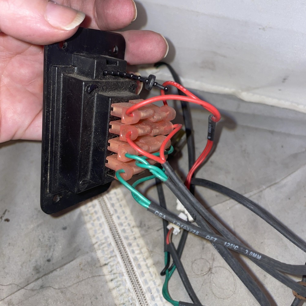 Fuse Box For Pride Mobility Scooter AY02