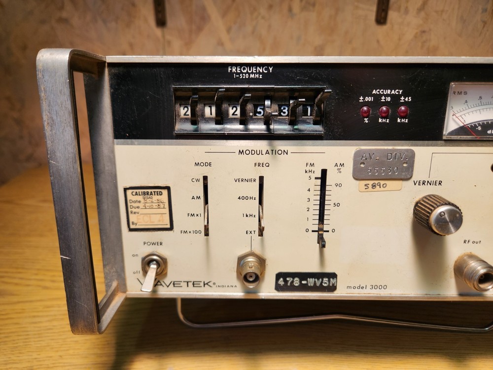 WAVETEK 3000 SIGNAL GENERATOR, Untested for repair