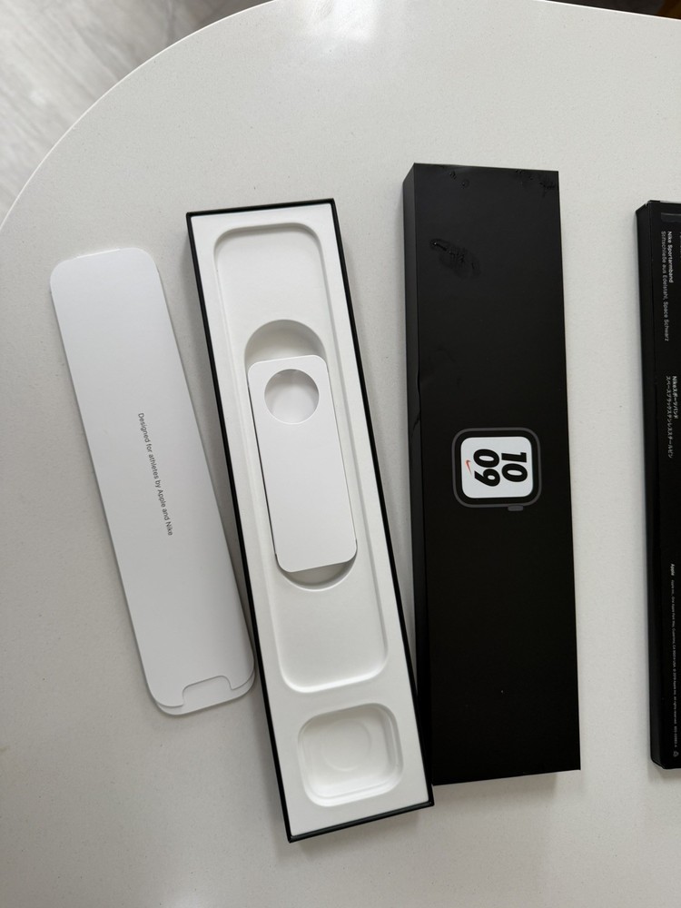 Rare Apple Watch 4 NIKE Edition - EMPTY BOX ONLY