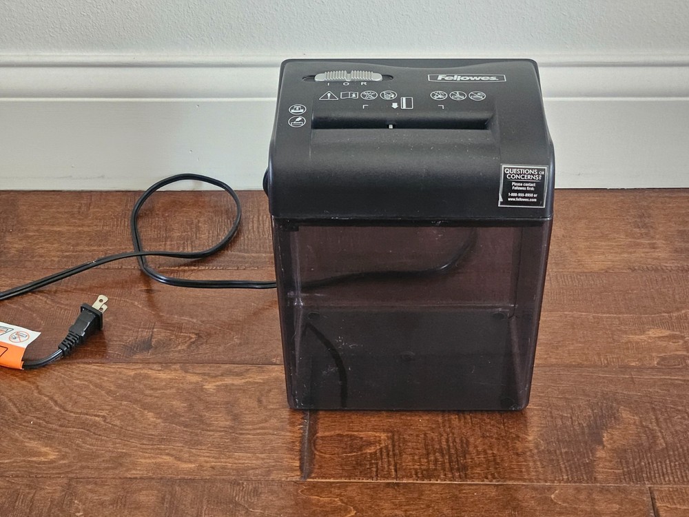 Fellowes Shredmate 150824 VA 0302778