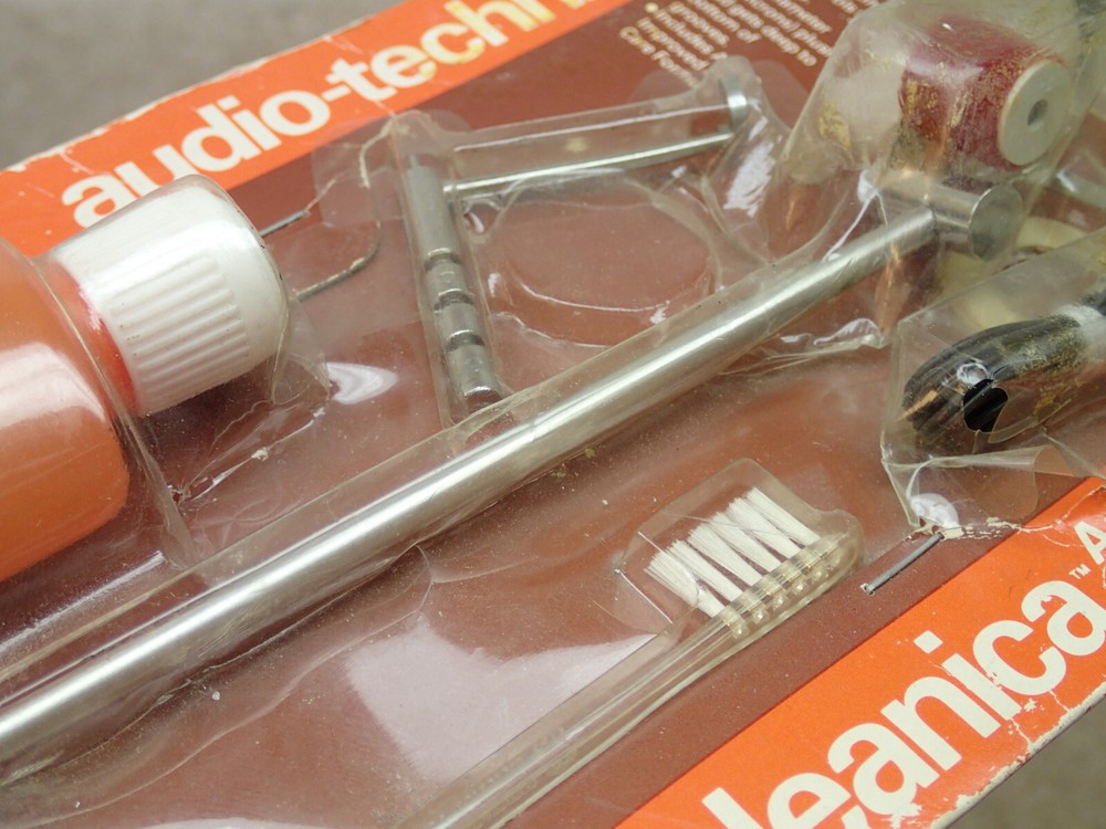 Audio Technica Vintage Automatic Record Cleaner