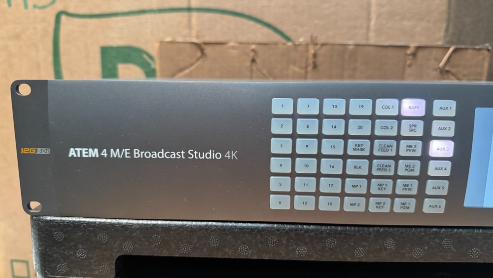 Blackmagic Design ATEM 4 M/E Broadcast Studio 4K