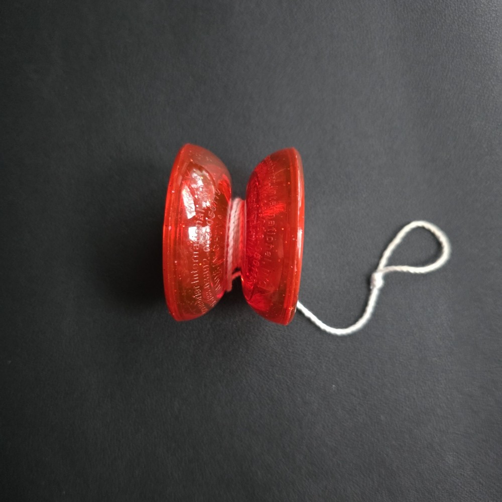 Vintage Bam Soaring Eagle Trick Yo-Yo Red Glitter