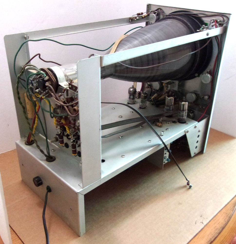 Vintage Eico 460 Oscilloscope Tested, Powers on, Needs V-Pos Control switch