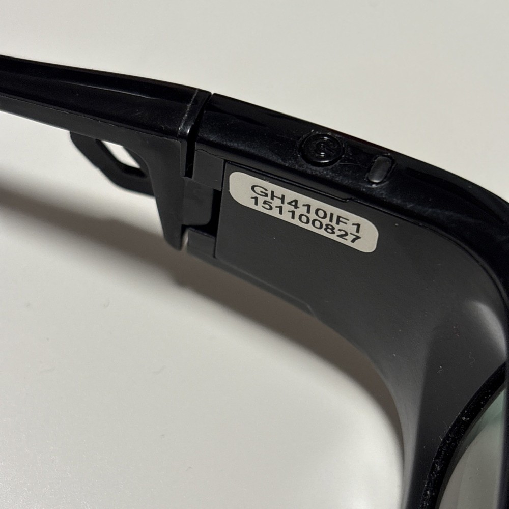 eDimensional active 3-D shutter glasses Bluetooth plus IR Rechargeable In Box
