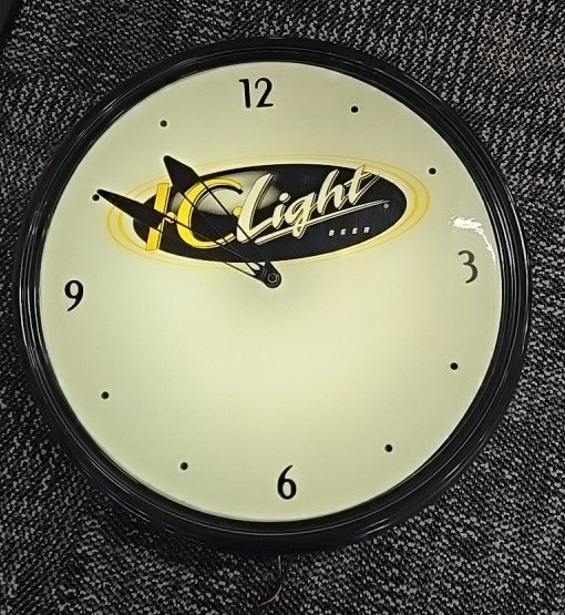 IC Light Beer 2000 Lighted Wall Clock Vintage Pittsburgh Brewing