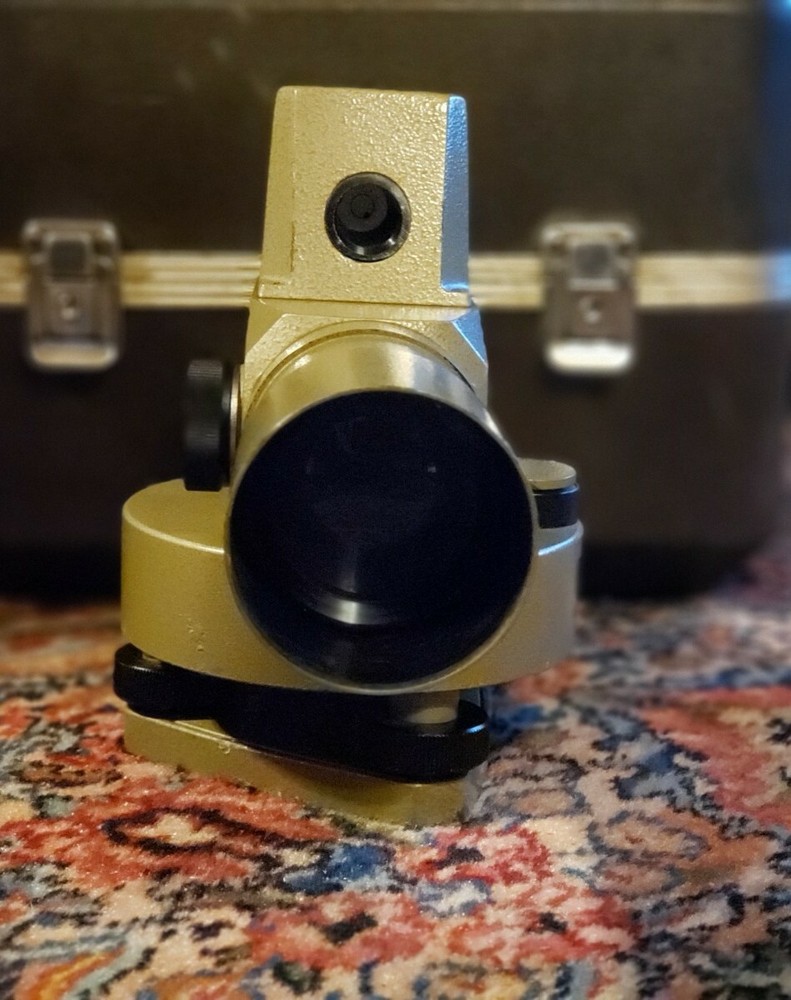 VINTAGE DAVID WHITE/PATH AUTO LEVEL FUJI-KOH W/HARD CASE