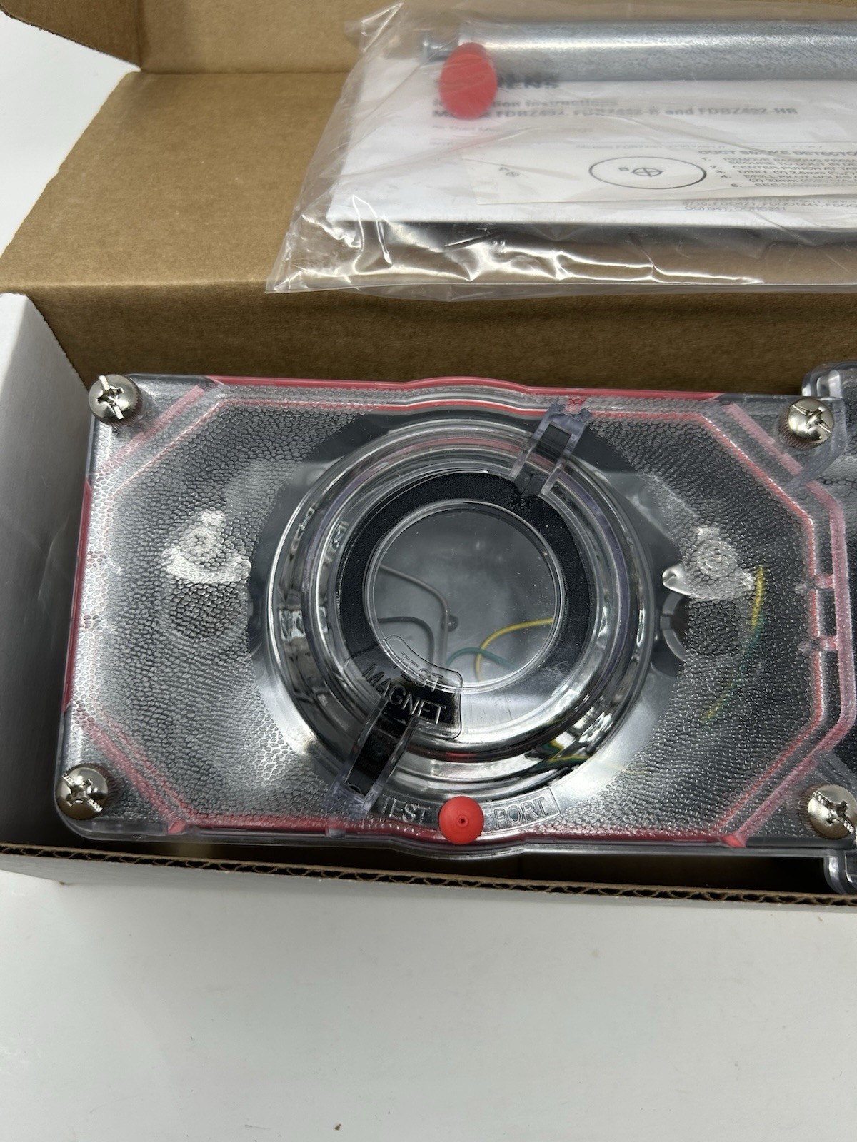 New Siemens FDBZ492-HR Duct Smoke Detector S54319-B23-A1