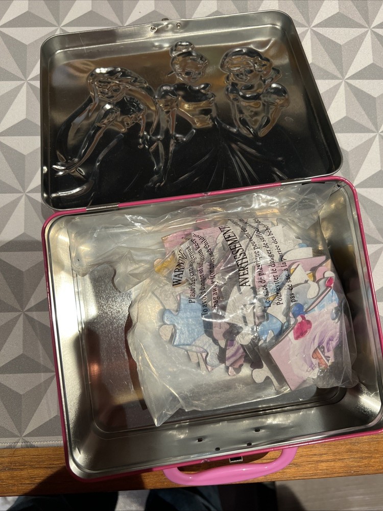 Disney Princess Metal Lunchbox With Puzzle