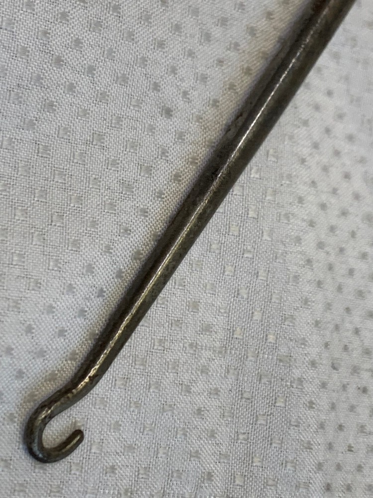 Vintage Sterling Silver Handled Button Hook Lace Puller Floral Repousse Design
