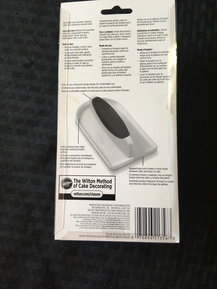 Fondant Smoother from Wilton 1356 NEW.