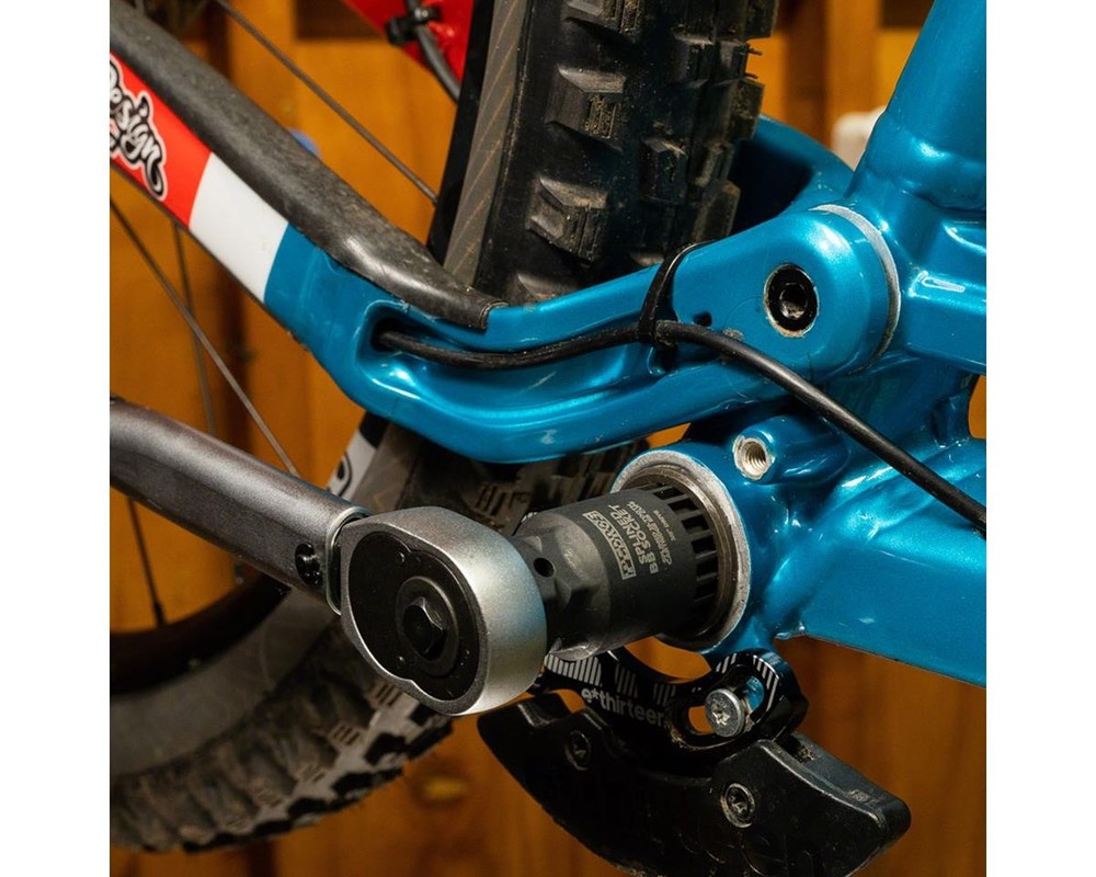 Pedro's Bottom Bracket Socket Tool (Fits Shimano/Isis) (20-Tooth Splined)