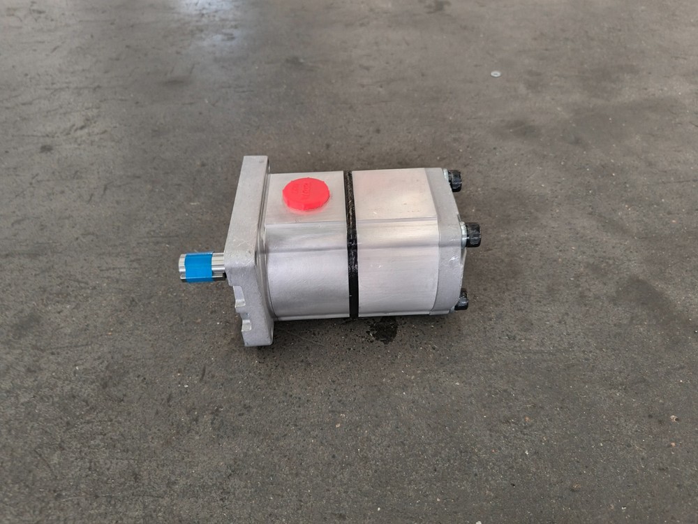 AGT YSRT14 Mini Skid Steer Loader Hydraulic Pump Brand New - Efficient