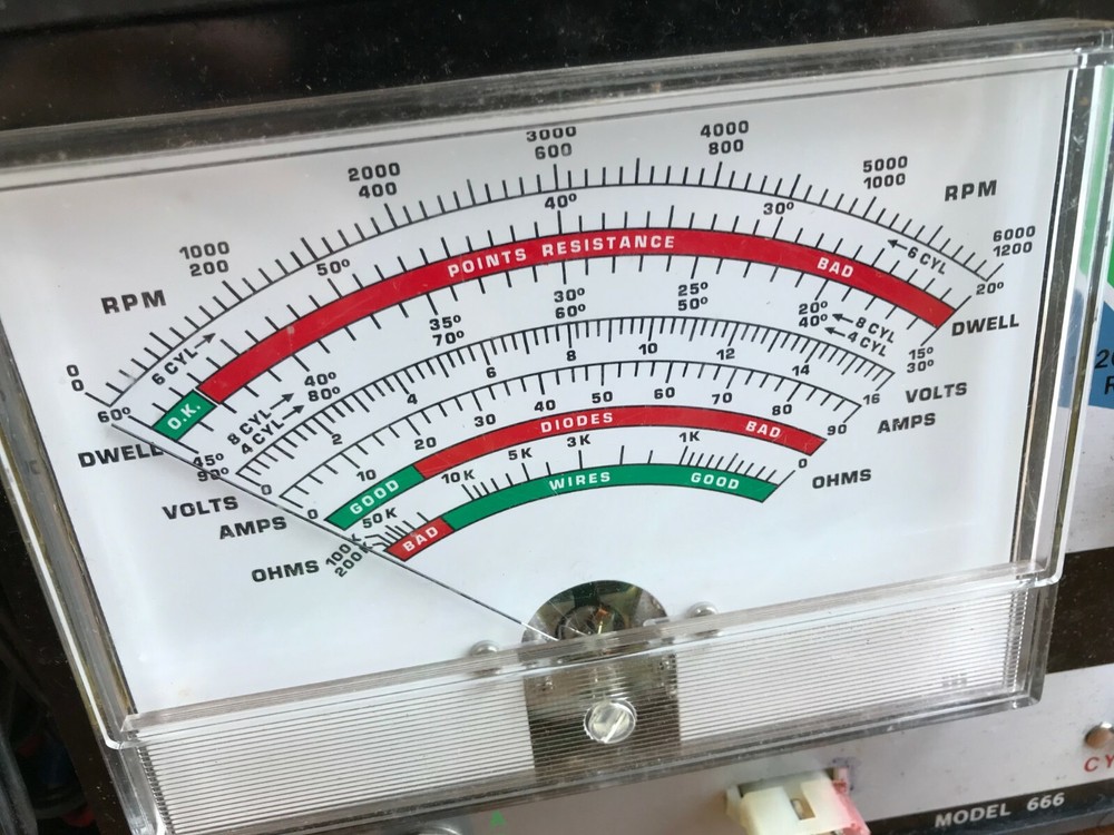 Vintage Solid State Engine Analyzer 4-6 Cylinder Model 666