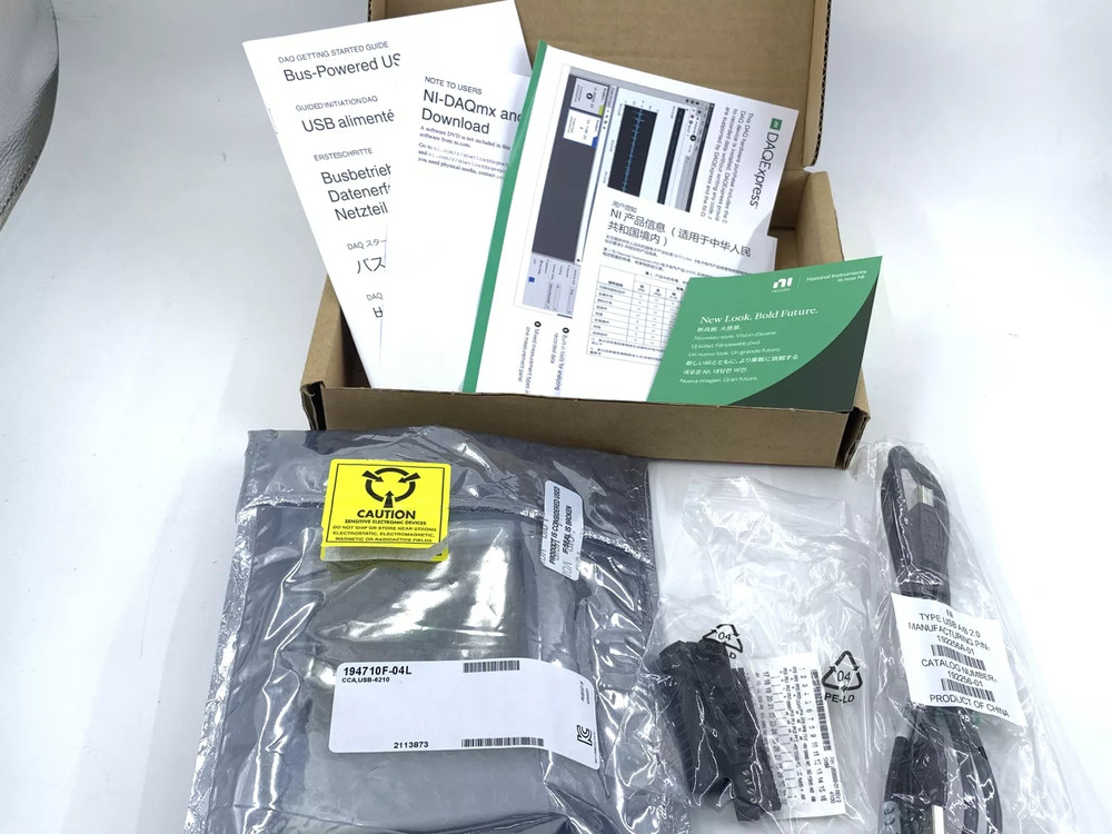NI USB-6210 779675-01 Multifunction Data Acquisition Device
