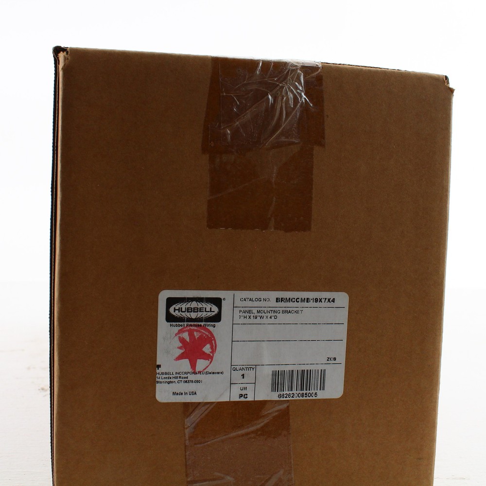 Hubbell Side-Hinged Patch Panel Bracket Wall Mount 4RU BRMCCMB19X7X4