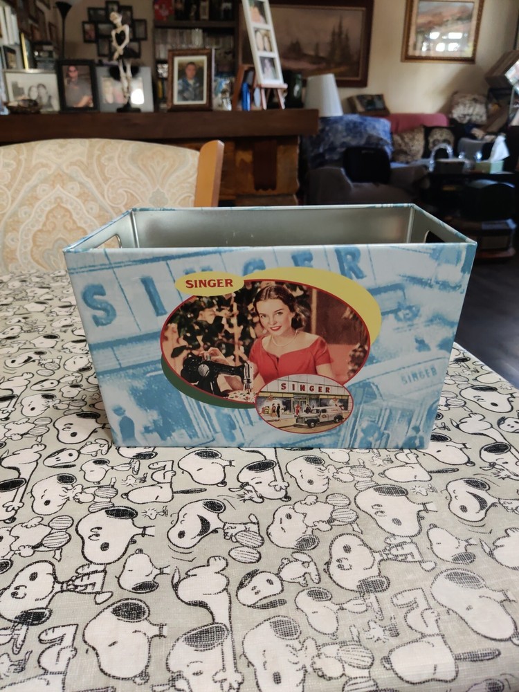 Singer Basket/Tin Storage Bin 2007