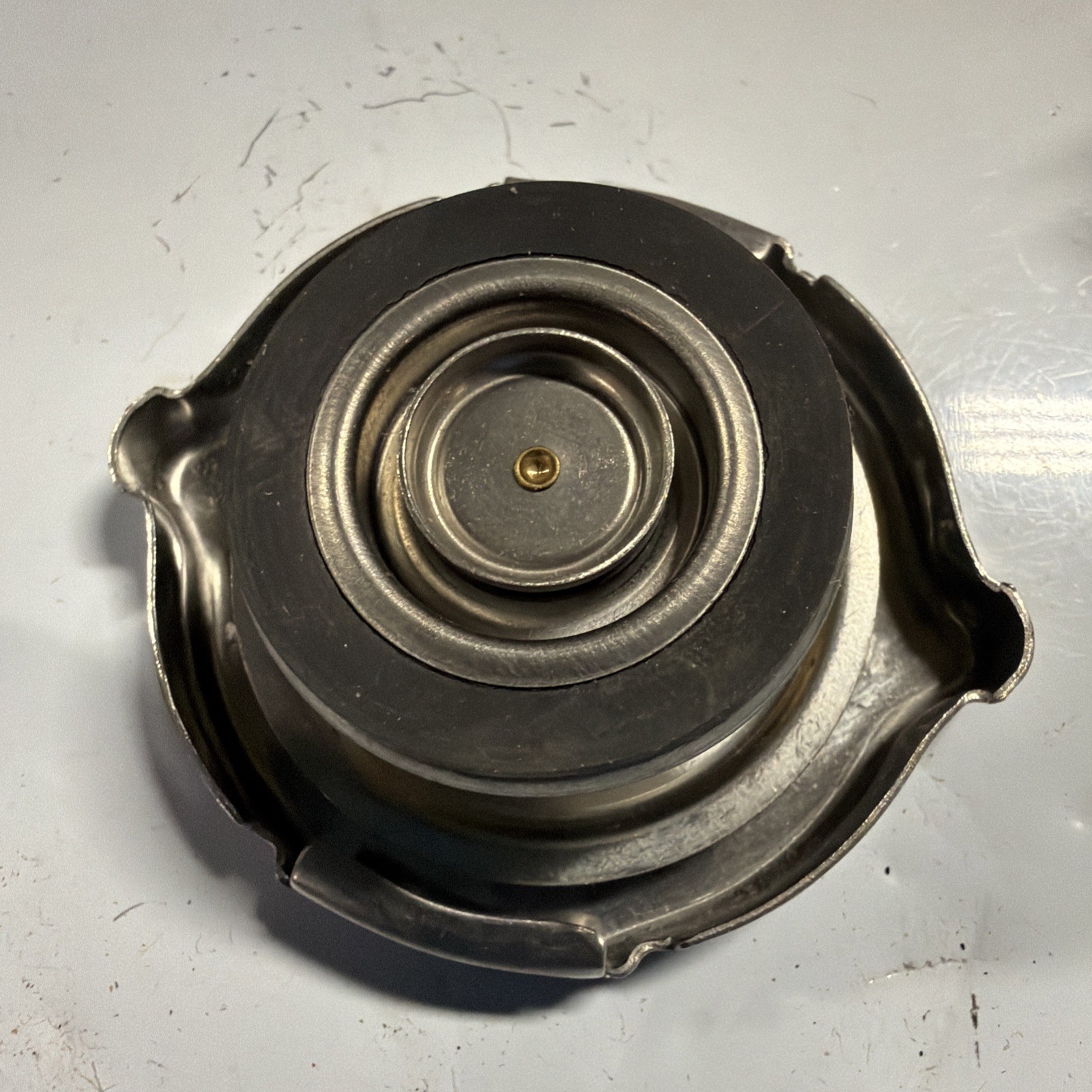 Genuine AC Delco GM Radiator Pressure Cap 861050, RC15, RC-15, Vintae NOS