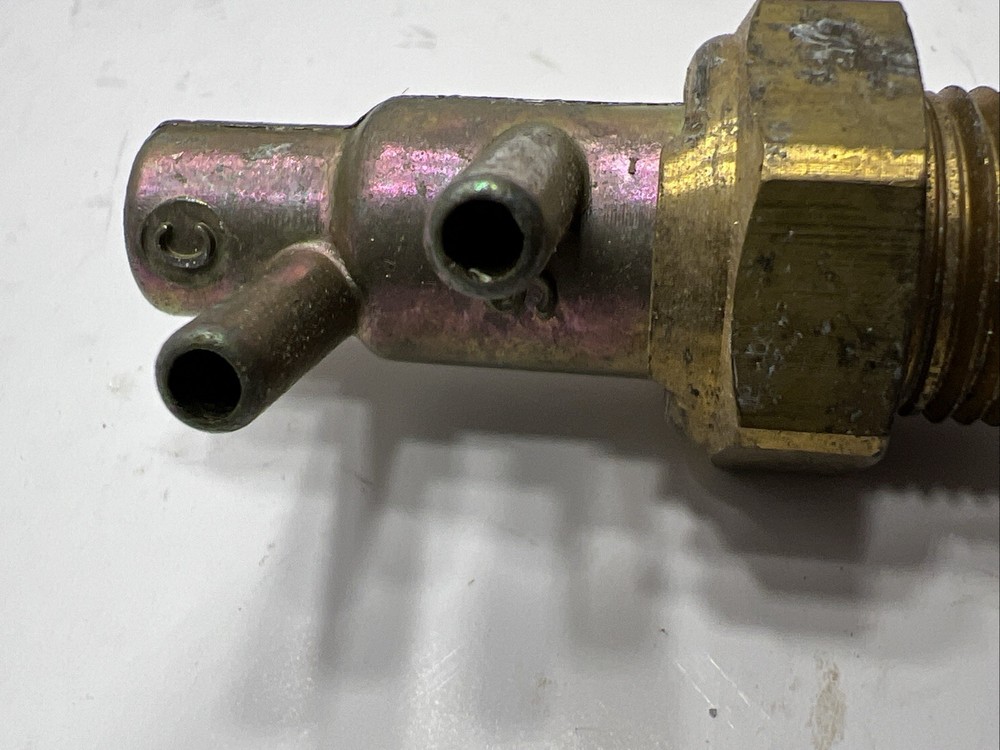 Borg Warner EC915 - 2 port Vacuum Switch