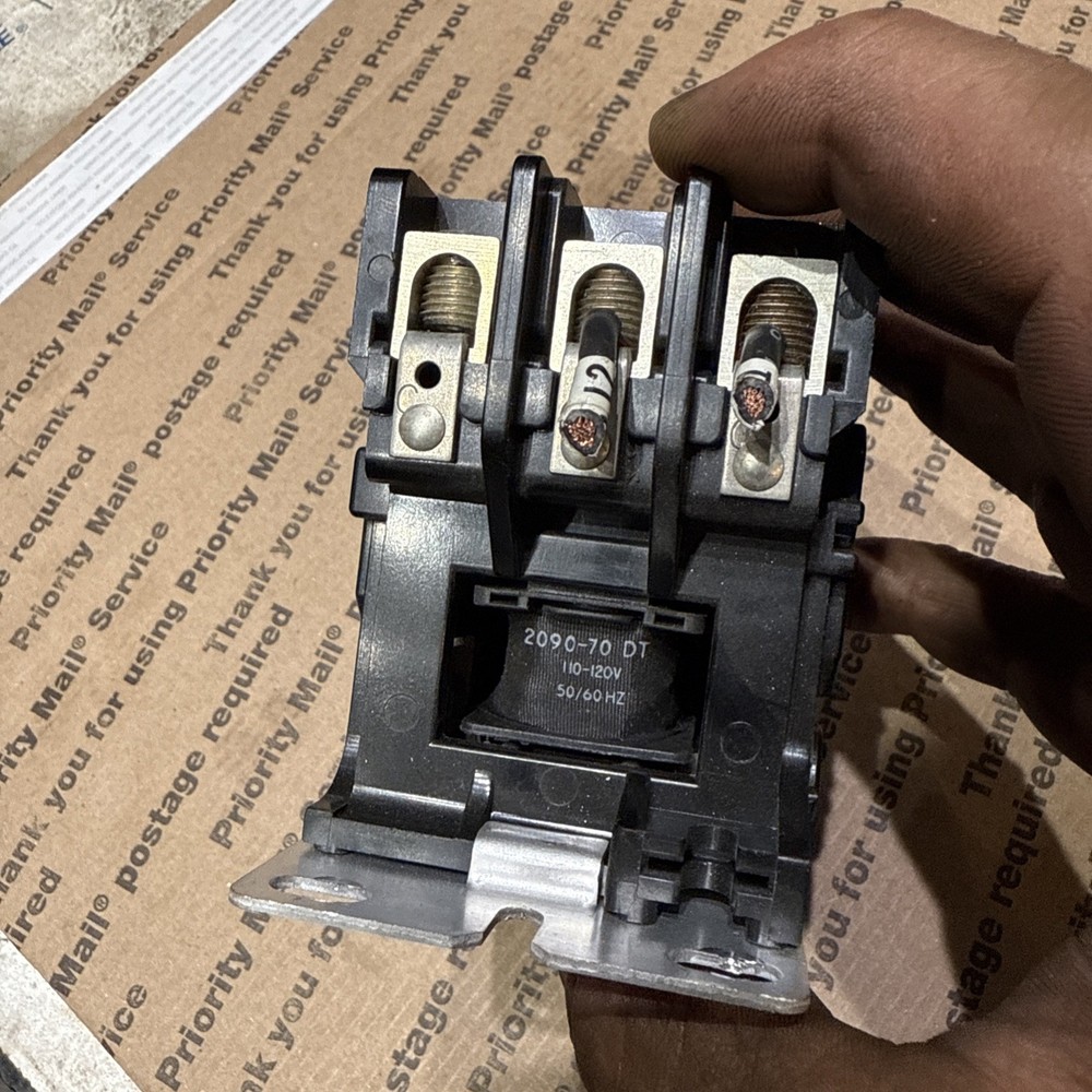 Telemecanique 2200EB340GA contactor