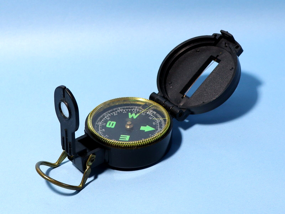 Vintage Engineer Directional Compass Black Plastic Folding Case #JC
