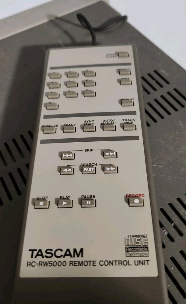 Tascam CD-RW5000 Rack-Mounted CD Rewritable Recorder Player - SHOWN WORKING
