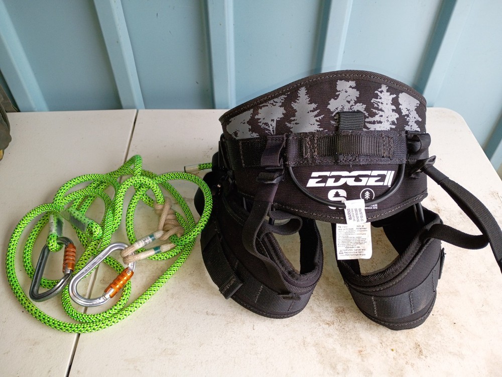 Sherrilltre EDGE ll Tree Climbing Saddle Med.