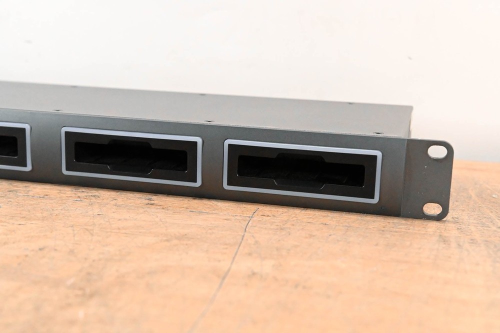 Blackmagic Design MultiDock 2 CG01U1M