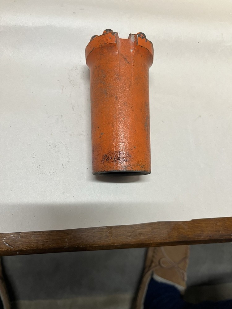Timken rock drill button bit 2 1/2" Diameter, 1 1/2 "rope thread B2