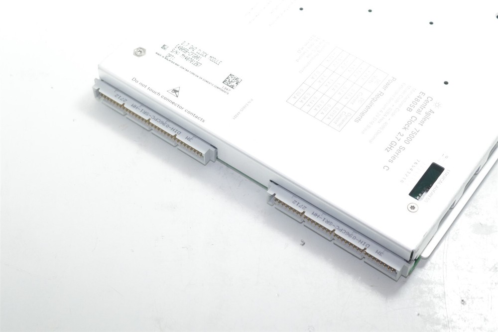 Hp Agilent E8403A VXI Mainframe E4805B Central Clock 2.7GHz Module