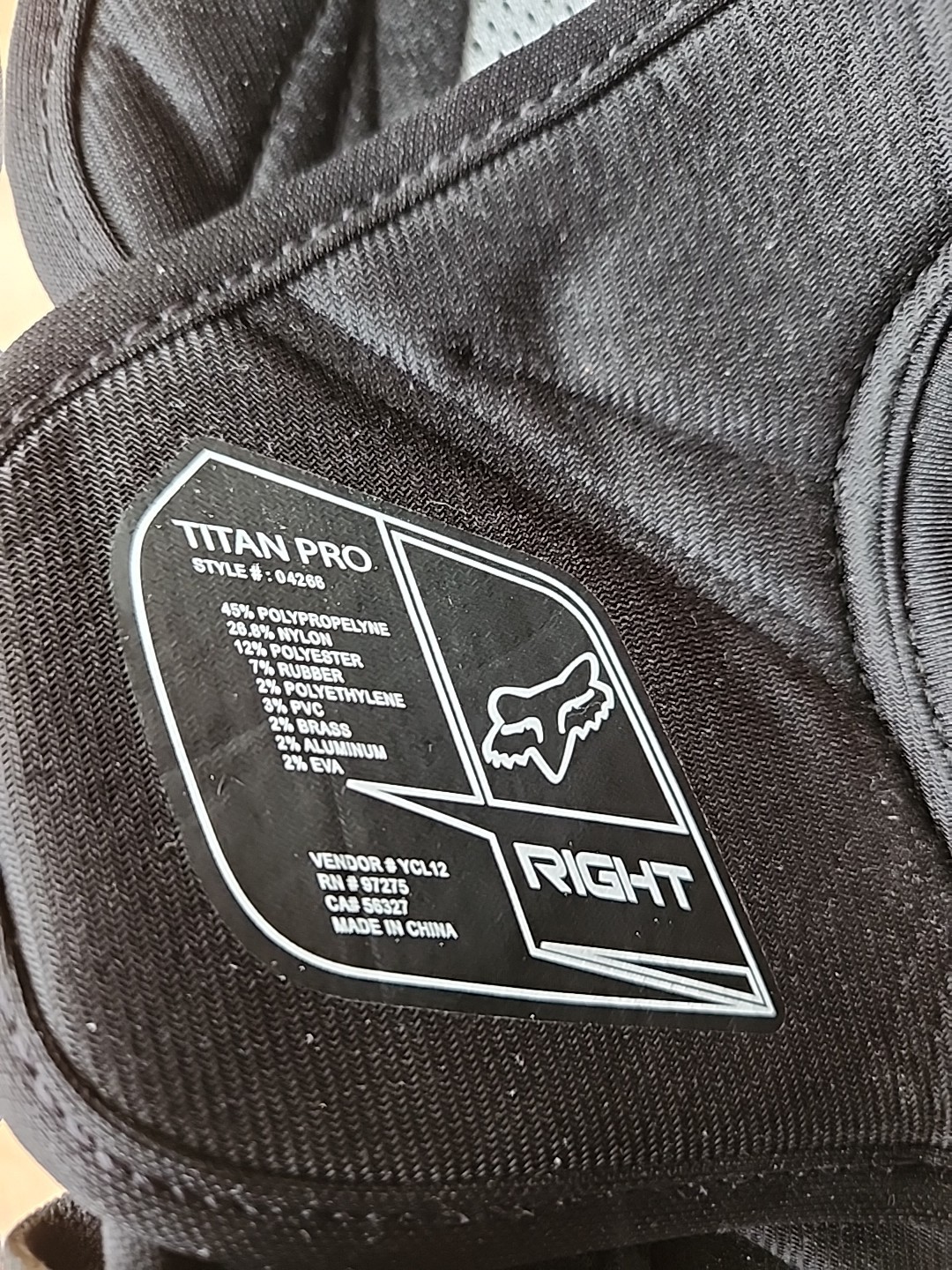 Fox Racing Titan Pro Knee Shin Guards Adult Pair Black One Size Motocross READ