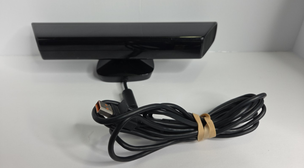 Microsoft Xbox 360 Kinect Sensor Model 1414 Camera Motion Tracker Untested